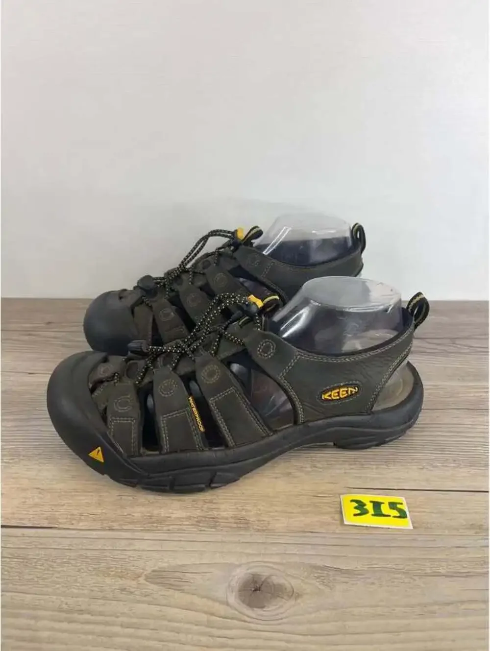 KEEN Newport H2 Waterproof Sandals Men's Size 10